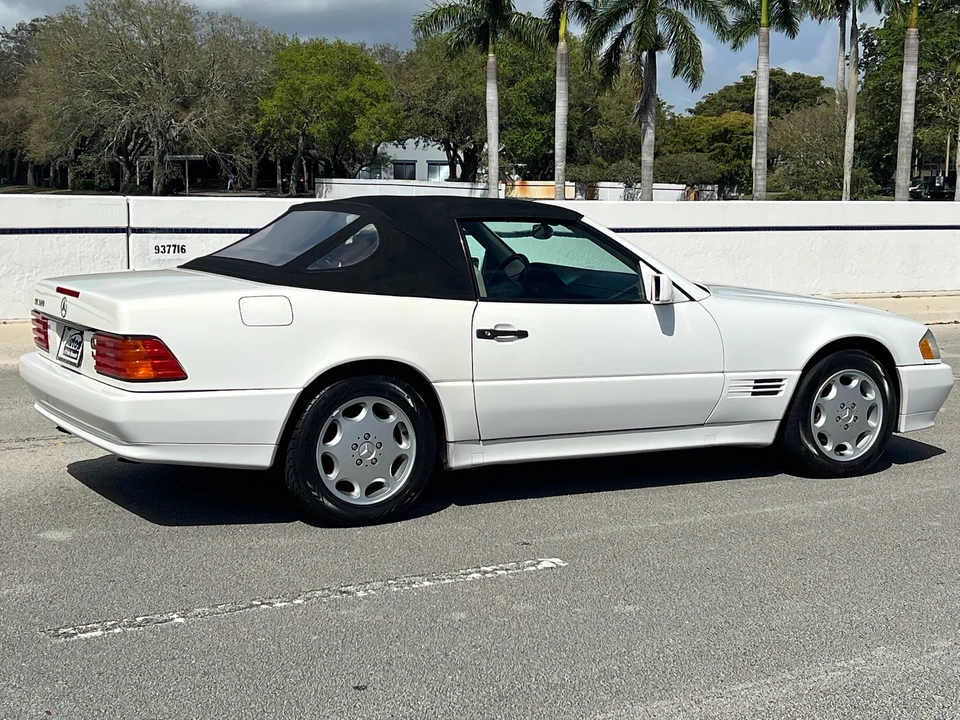 1995 Mercedes-Benz R129 SL-Class - Image 11 of 31