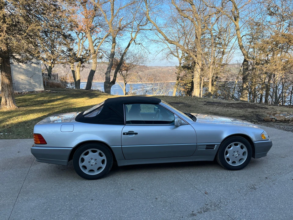 1995 Mercedes-Benz R129 SL-Class - Image 25 of 31