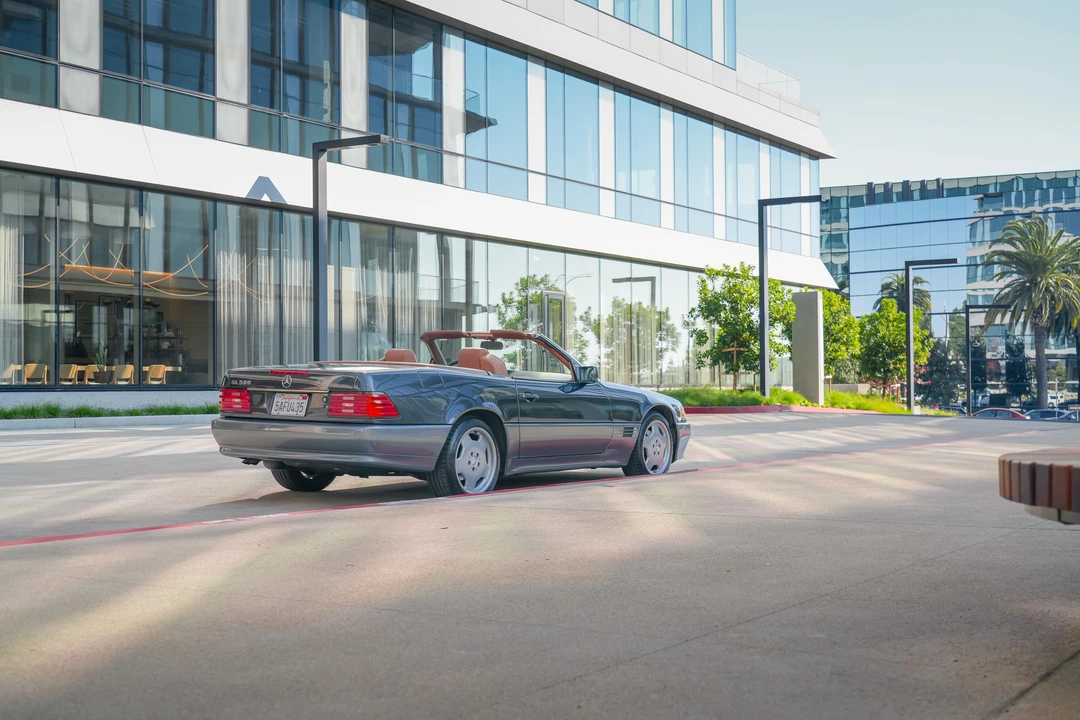 1995 Mercedes-Benz R129 SL-Class - Image 9 of 31