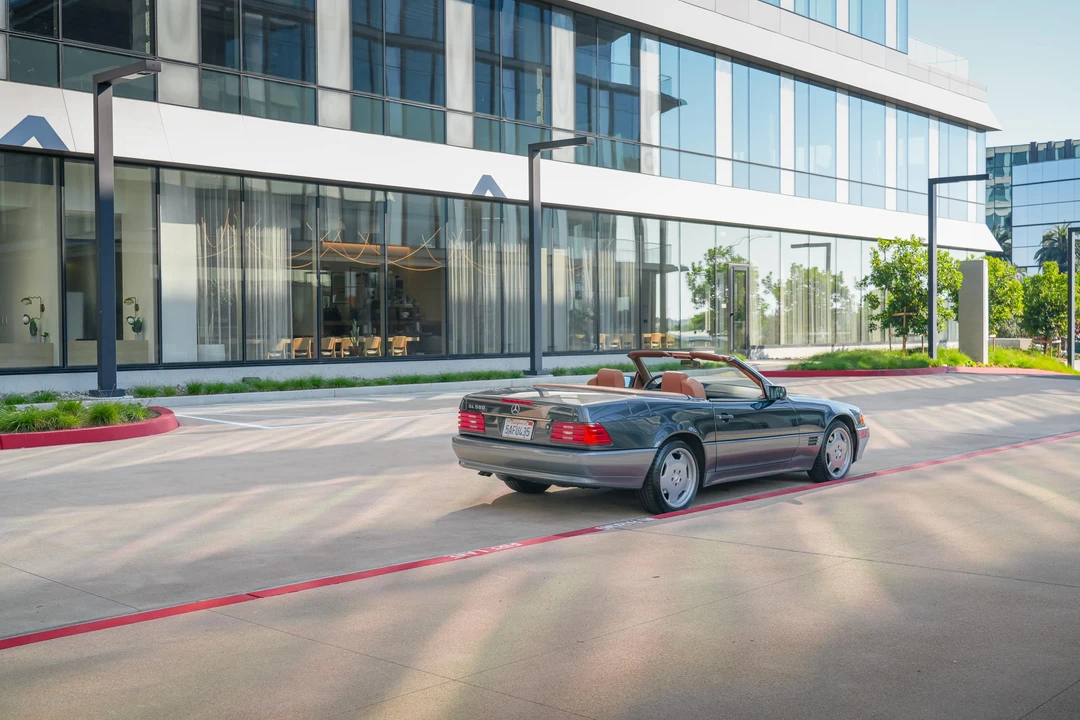 1995 Mercedes-Benz R129 SL-Class - Image 10 of 31