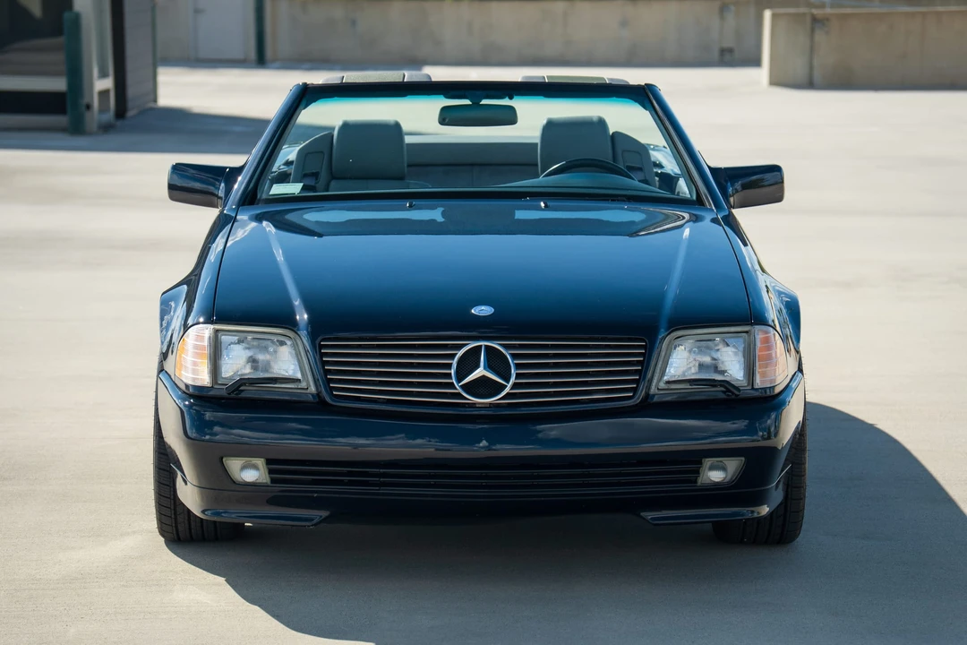 1995 Mercedes-Benz R129 SL-Class - Image 2 of 31