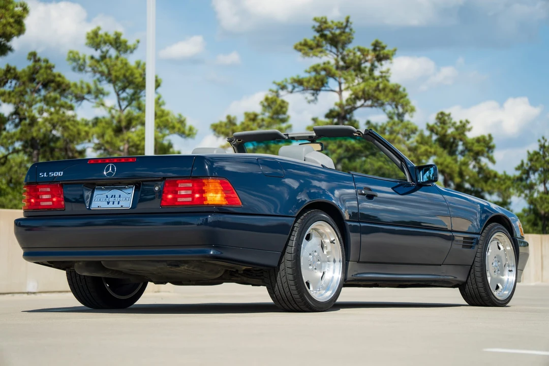 1995 Mercedes-Benz R129 SL-Class - Image 10 of 31