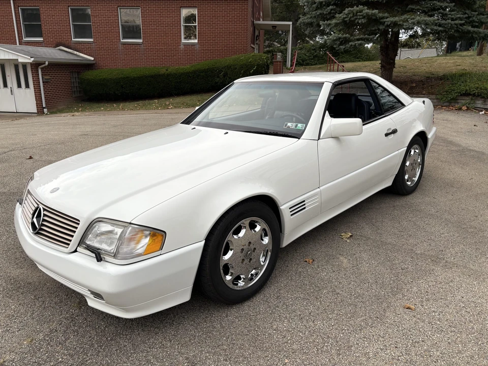 1995 Mercedes-Benz R129 SL-Class - Image 2 of 31