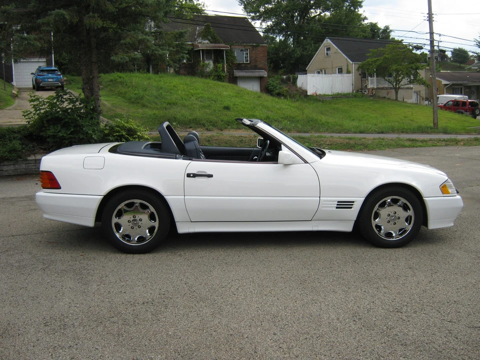 1995 Mercedes-Benz R129 SL-Class - Image 22 of 31