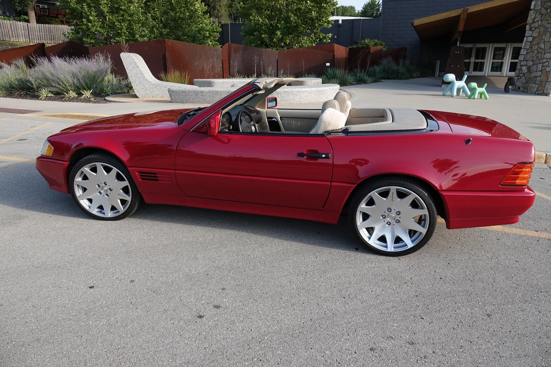1995 Mercedes-Benz R129 SL-Class - Image 9 of 31