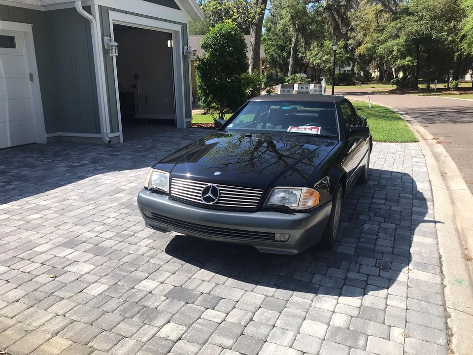 1995 Mercedes-Benz R129 SL-Class - Image 2 of 31