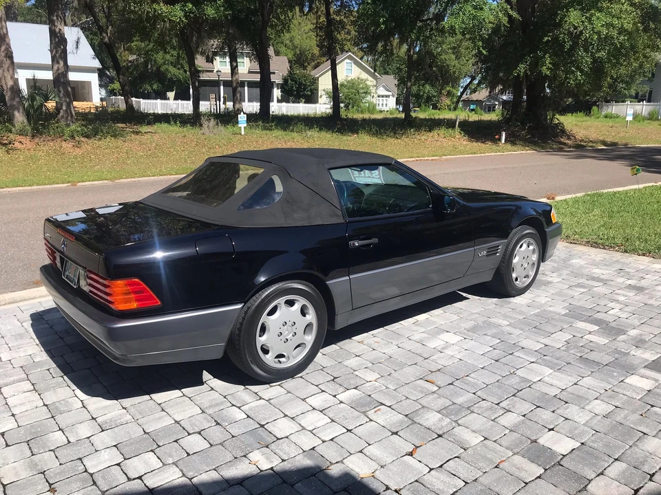 1995 Mercedes-Benz R129 SL-Class - Image 9 of 31
