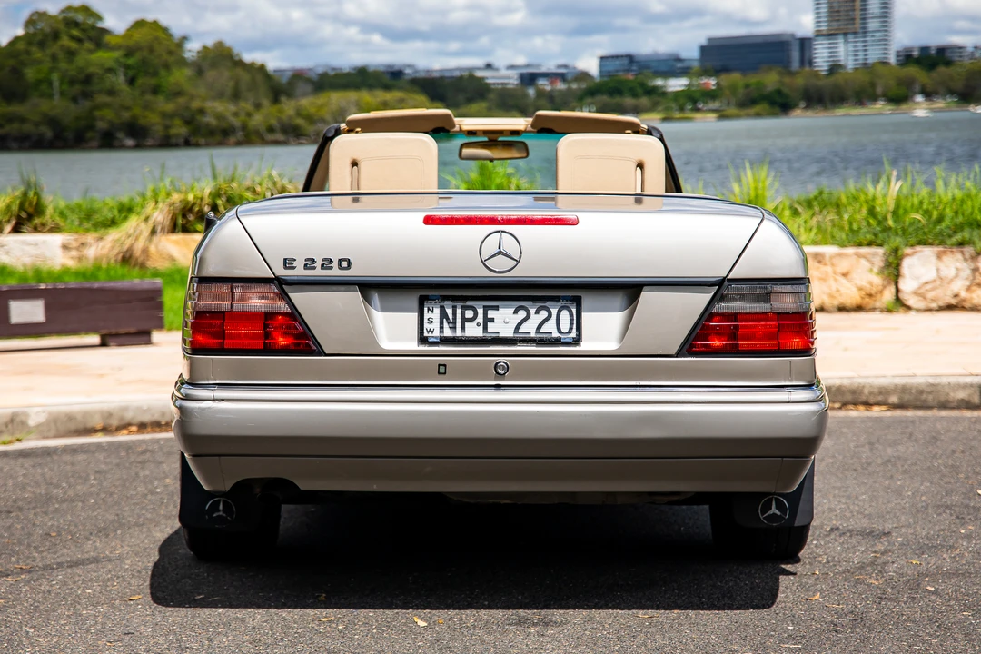 1995 Mercedes-Benz W124 E-Class - Image 6 of 31