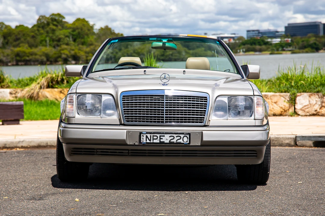 1995 Mercedes-Benz W124 E-Class - Image 2 of 31