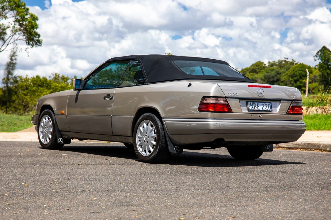 1995 Mercedes-Benz W124 E-Class - Image 15 of 31