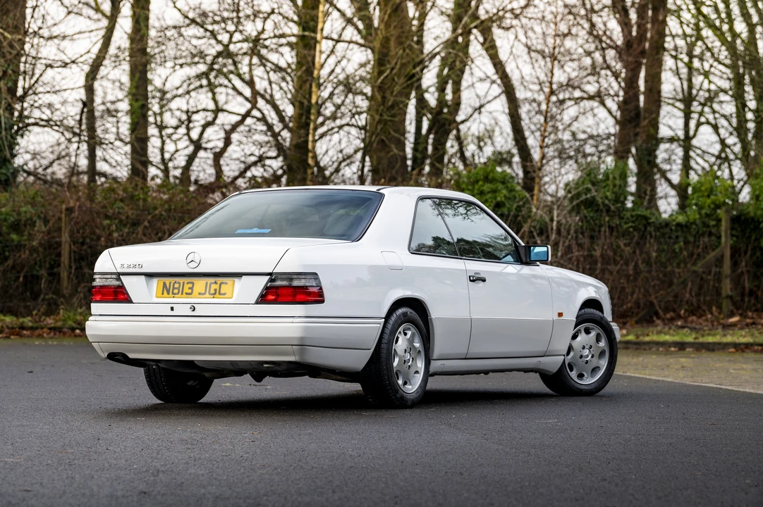 1995 Mercedes-Benz W124 E-Class - Image 5 of 31