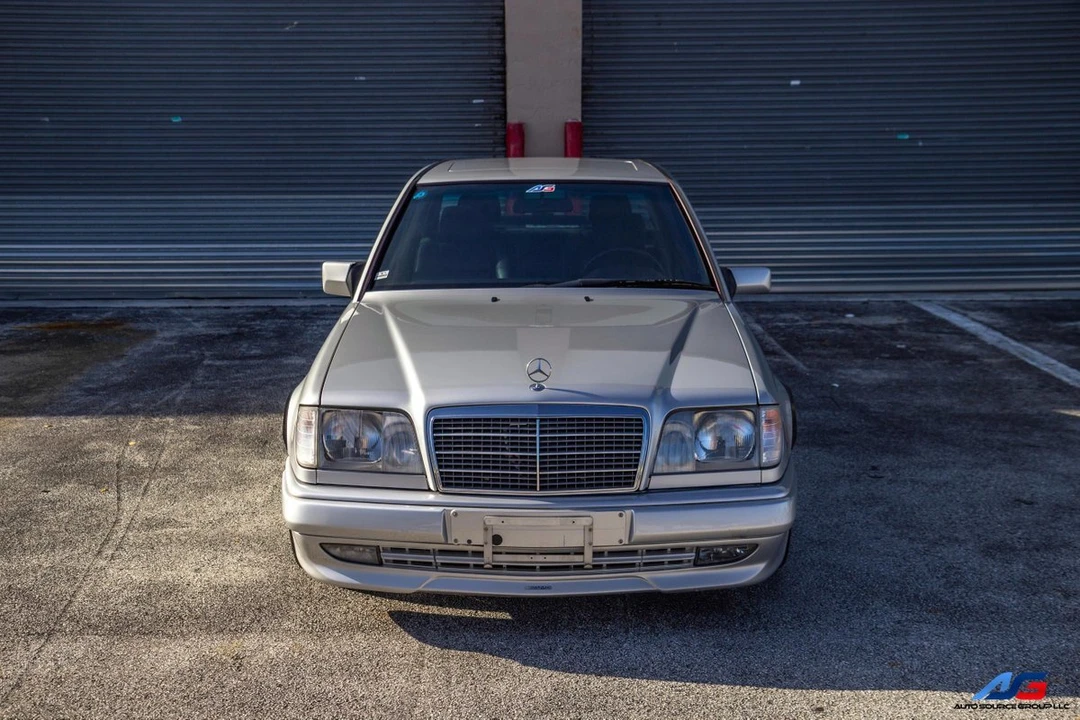 1995 Mercedes-Benz W124 E-Class - Image 13 of 21