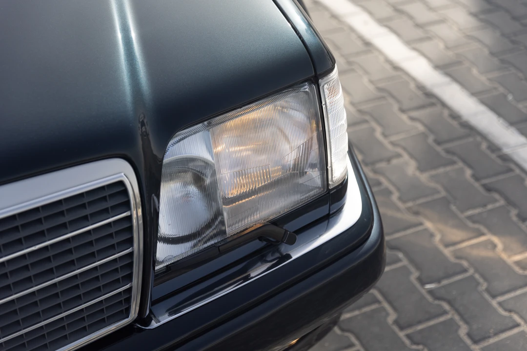 1995 Mercedes-Benz 500E & E500 - Image 13 of 31