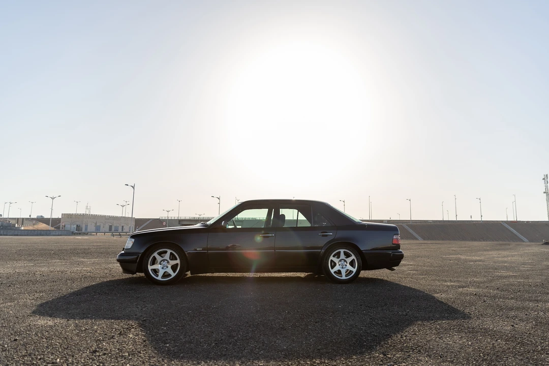 1995 Mercedes-Benz W124 E-Class - Image 16 of 31