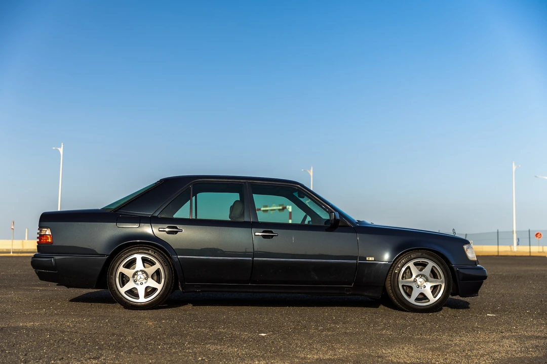 1995 Mercedes-Benz W124 E-Class - Image 4 of 31