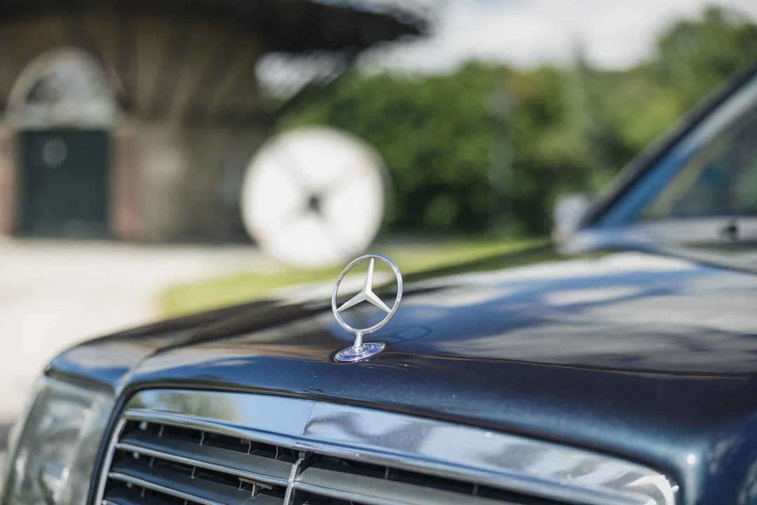 1995 Mercedes-Benz 500E & E500 - Image 12 of 31