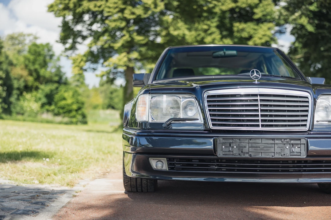 1995 Mercedes-Benz 500E & E500 - Image 14 of 31