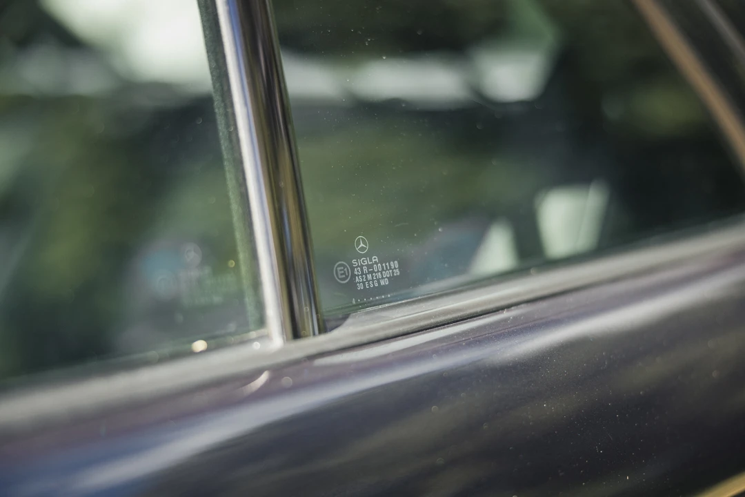 1995 Mercedes-Benz 500E & E500 - Image 19 of 31