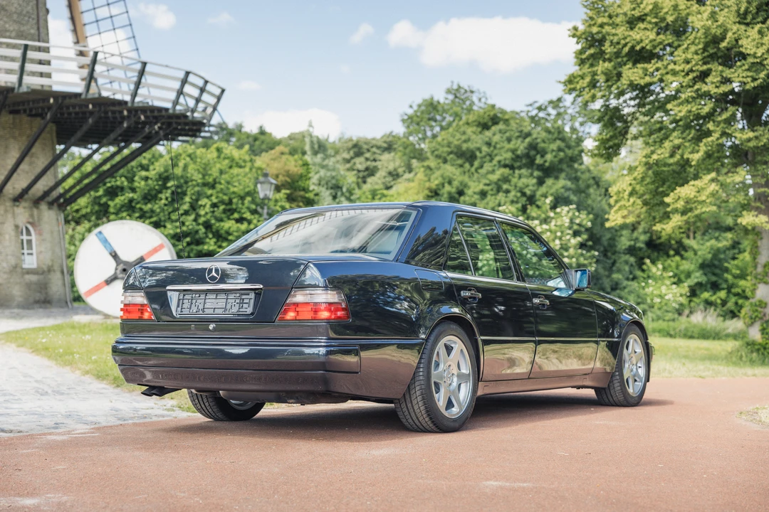 1995 Mercedes-Benz 500E & E500 - Image 5 of 31