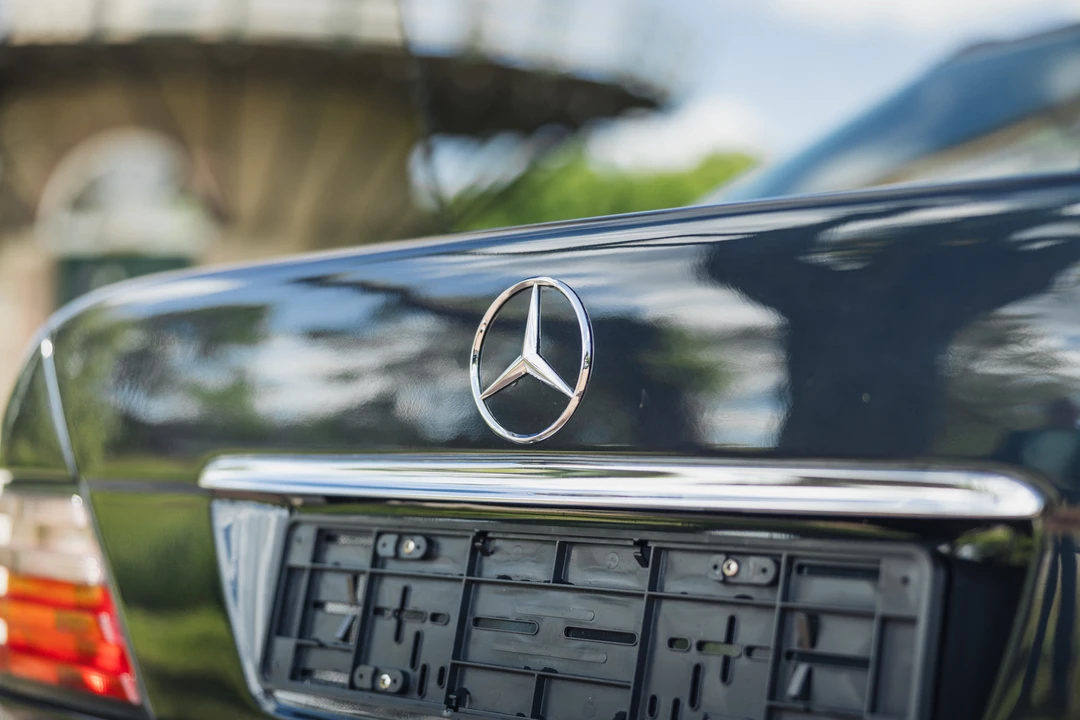 1995 Mercedes-Benz 500E & E500 - Image 25 of 31