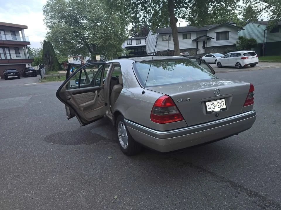 1995 Mercedes-Benz W202 C-Class - Image 12 of 12