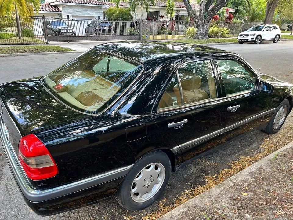 1995 Mercedes-Benz W202 C-Class - Image 4 of 16