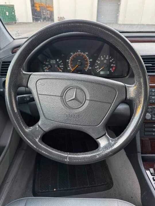 1995 Mercedes-Benz W202 C-Class - Image 8 of 12