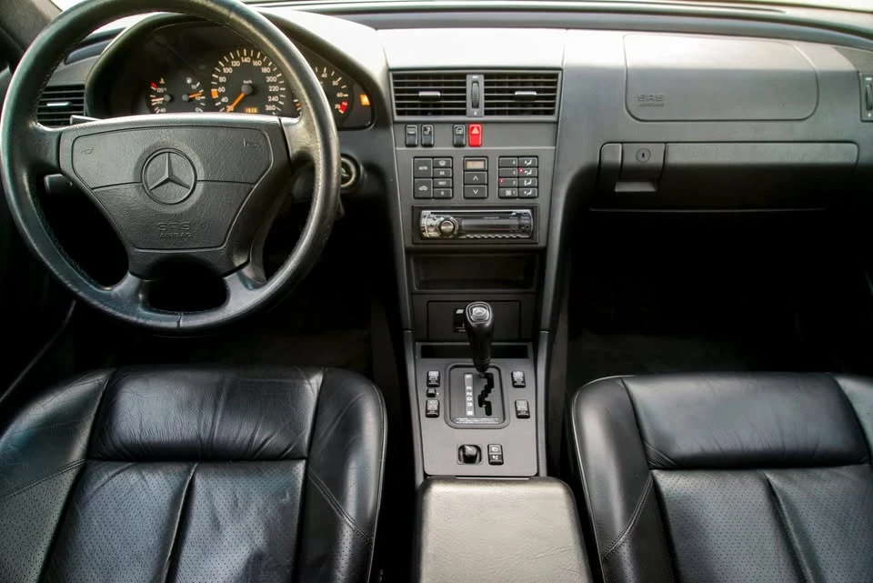 1995 Mercedes-Benz W202 C-Class - Image 8 of 18