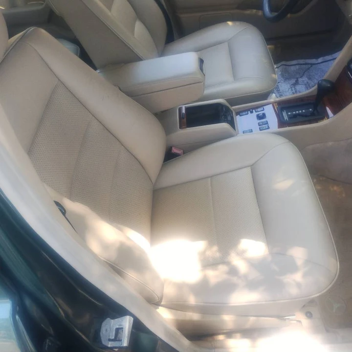 1995 Mercedes-Benz W124 E-Class - Image 2 of 13