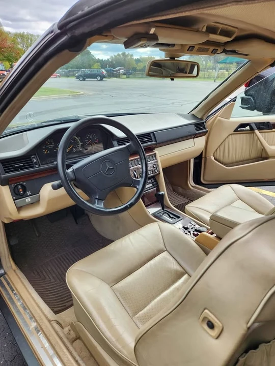 1995 Mercedes-Benz W124 E-Class - Image 9 of 10