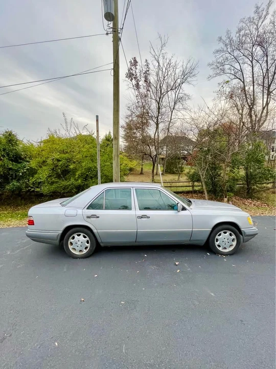 1995 Mercedes-Benz W124 E-Class - Image 7 of 20