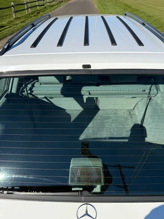 1995 Mercedes-Benz W124 E-Class - Image 7 of 18
