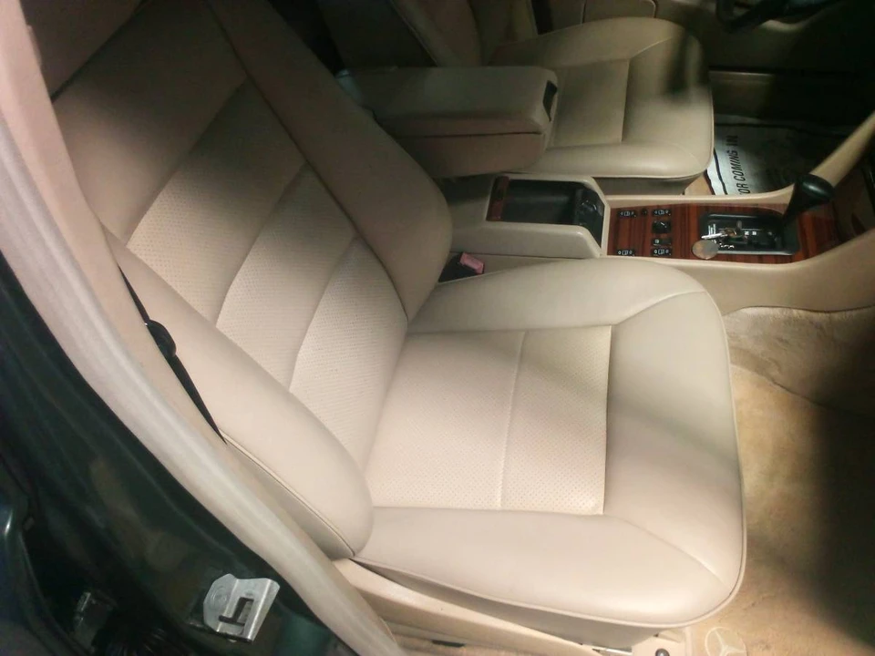 1995 Mercedes-Benz W124 E-Class - Image 12 of 12
