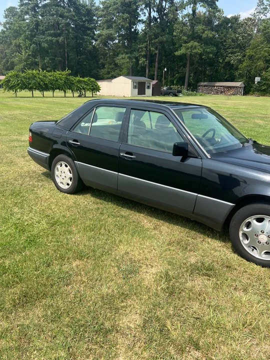 1995 Mercedes-Benz W124 E-Class - Image 7 of 13