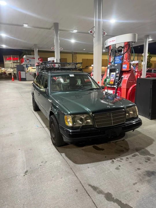 1995 Mercedes-Benz W124 E-Class - Image 6 of 12