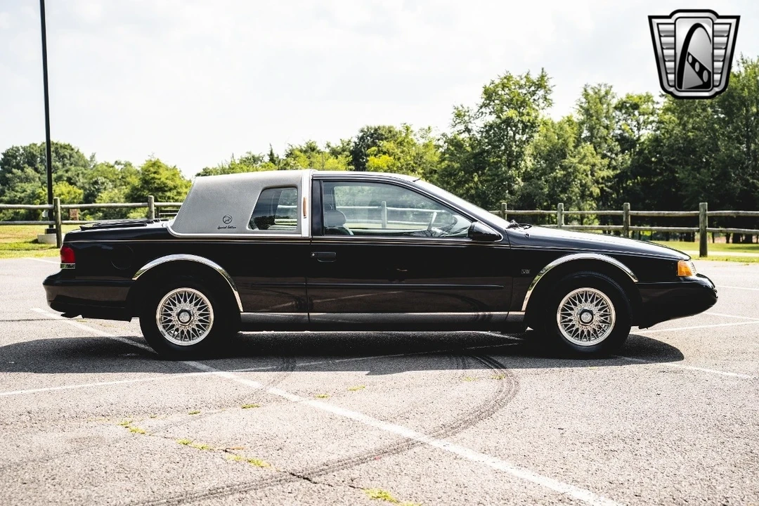 1995 Mercury Cougar 4th+ Gen - Image 9 of 12