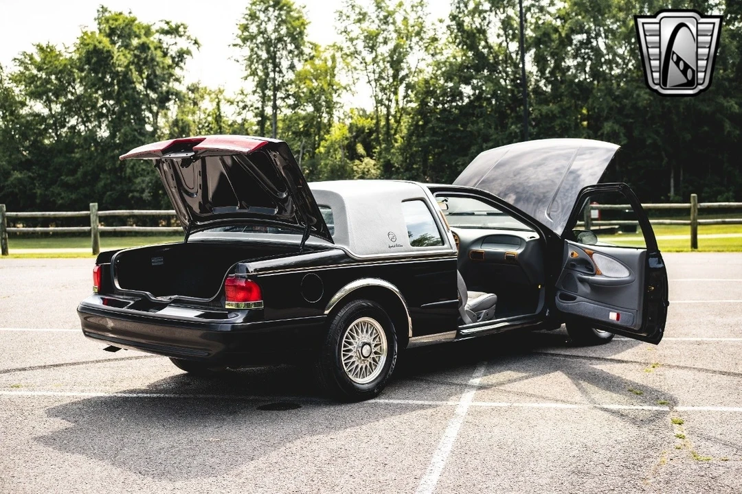 1995 Mercury Cougar 4th+ Gen - Image 19 of 21