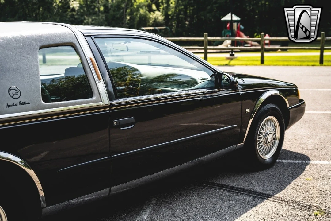 1995 Mercury Cougar 4th+ Gen - Image 17 of 21