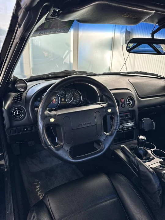 1995 Mazda NA MX-5 Miata - Image 7 of 9