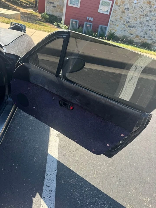 1995 Mazda NA MX-5 Miata - Image 9 of 10