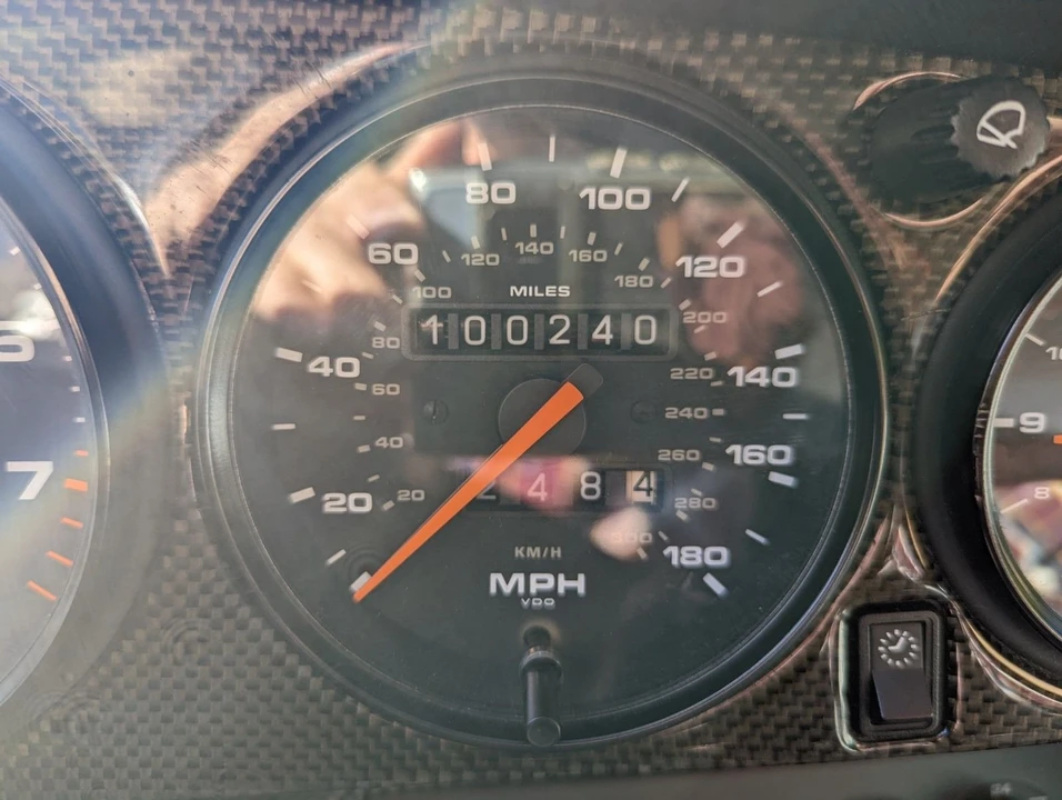 1995 Porsche 993 Carrera 4 - Image 6 of 15
