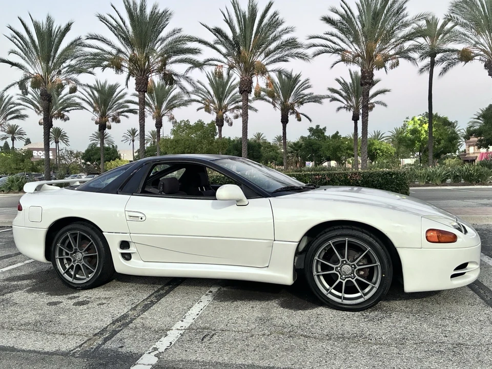 1995 Mitsubishi 3000GT Series 2 - Image 6 of 24