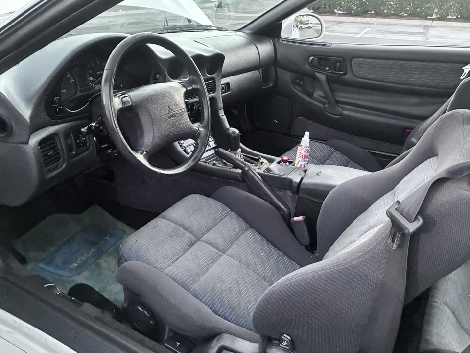 1995 Mitsubishi 3000GT Series 2 - Image 17 of 24