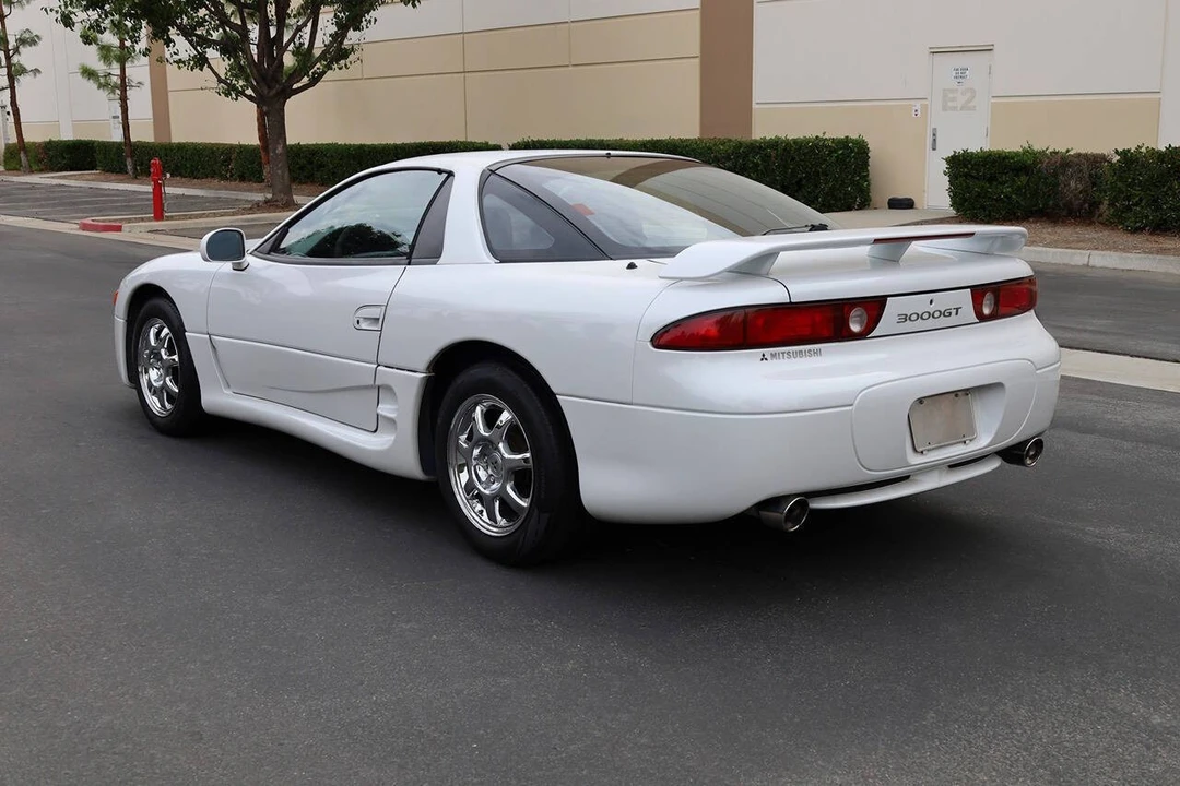 1995 Mitsubishi 3000GT Series 2 - Image 5 of 21