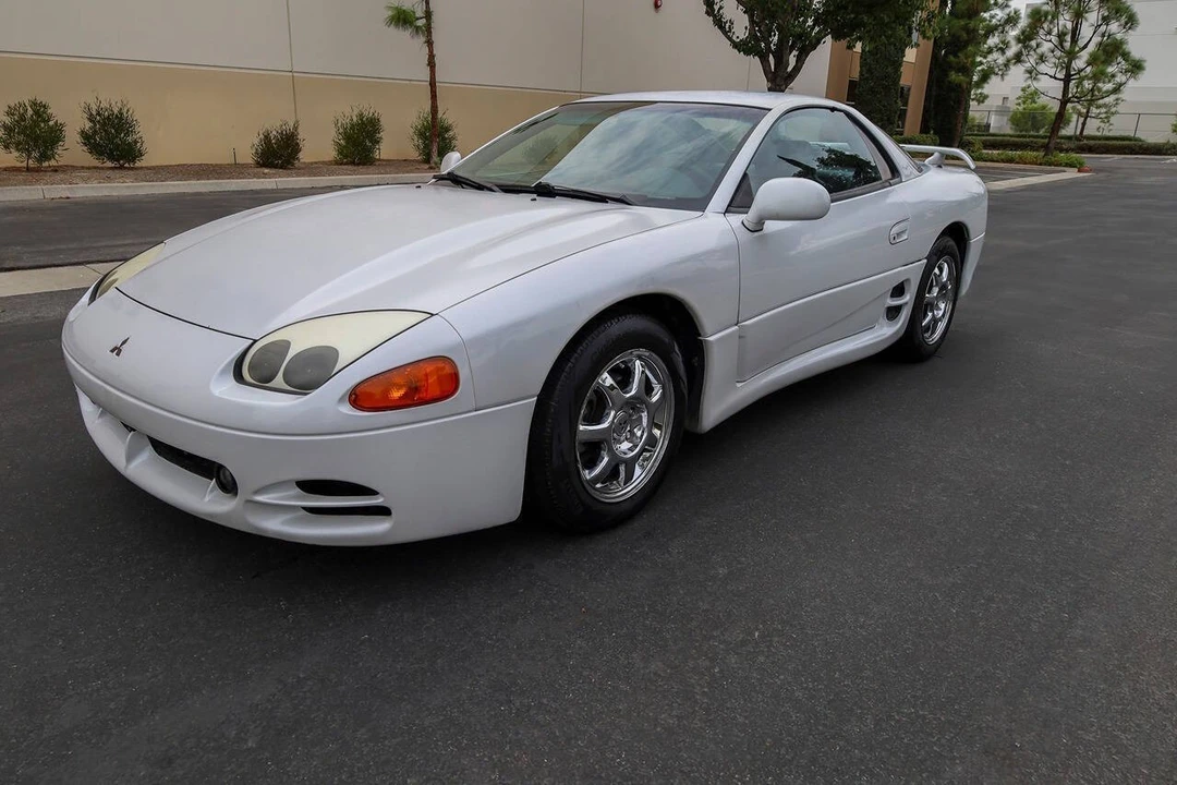 1995 Mitsubishi 3000GT Series 2 - Image 2 of 21