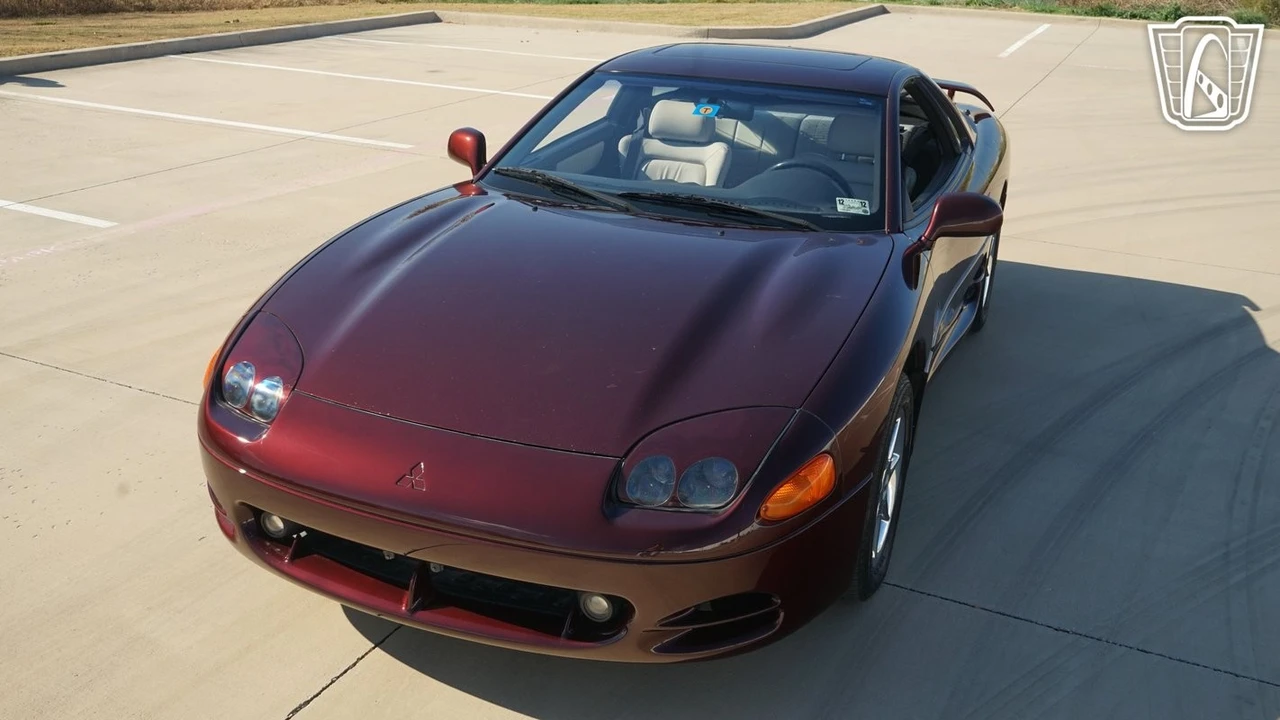 1995 Mitsubishi 3000GT Series 2 - Image 3 of 12