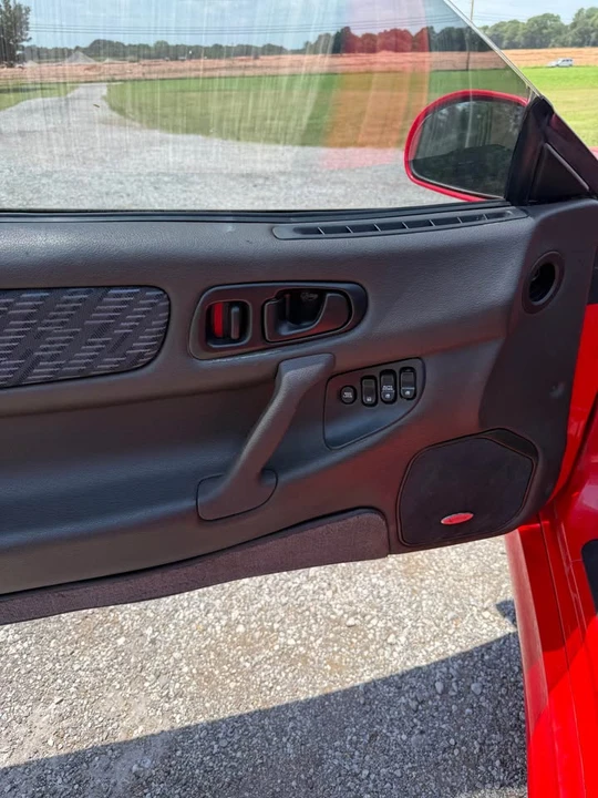 1995 Mitsubishi 3000GT Series 2 - Image 6 of 13