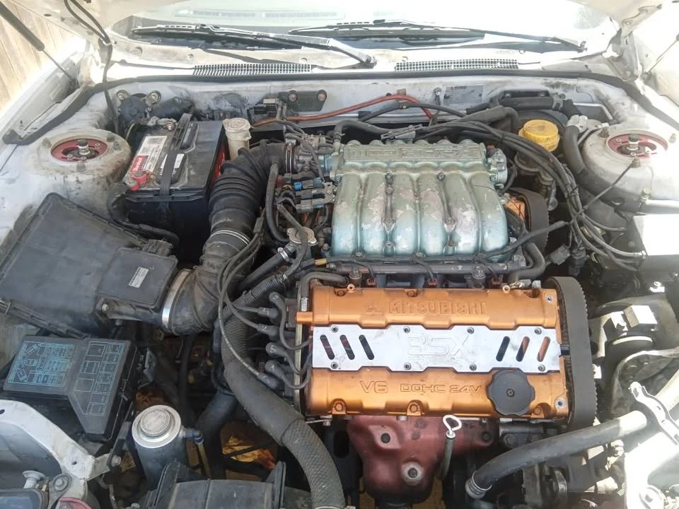 1995 Mitsubishi 3000GT Series 2 - Image 2 of 10