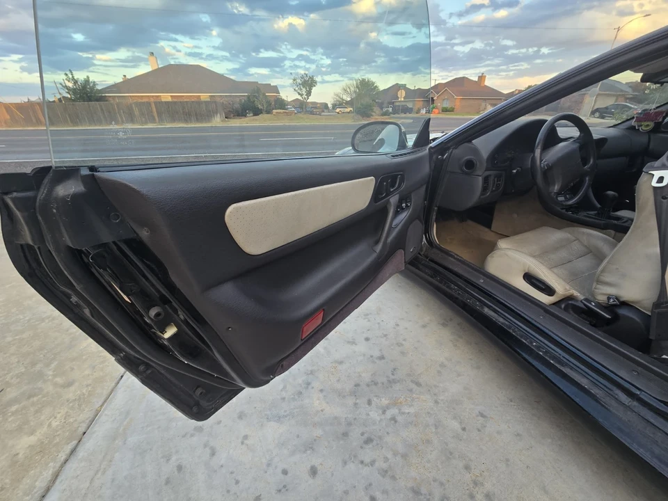 1995 Mitsubishi 3000GT Series 2 - Image 2 of 21