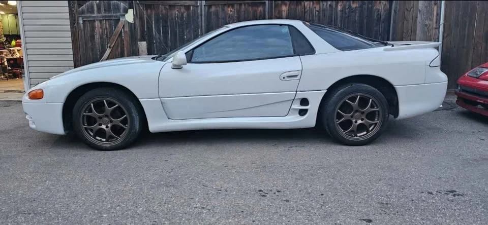 1995 Mitsubishi 3000GT Series 2 - Image 3 of 4